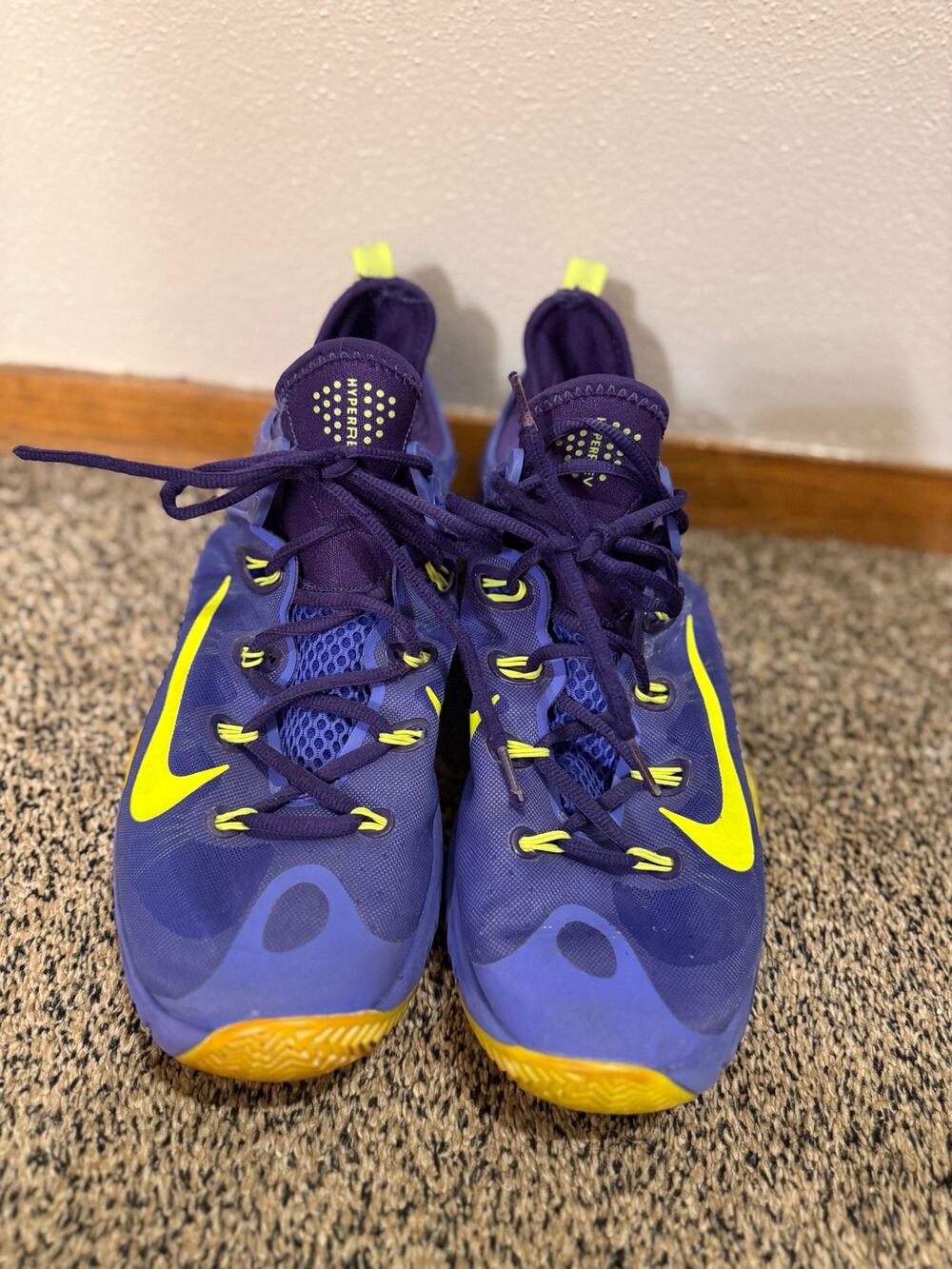 Nike Zoom HyperRev 2015 Men’s Size 10.5 Persian Violet Volt Basketball Shoes